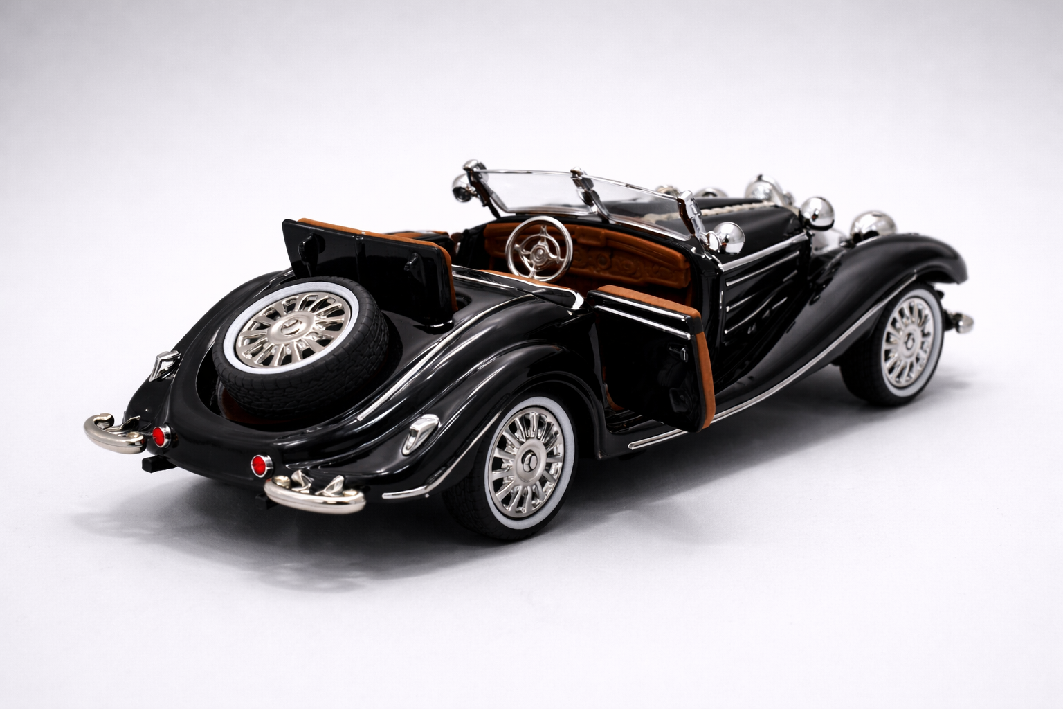 Die-cast Vintage Car