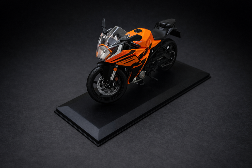 KTM RC 390 die-cast | Maisto