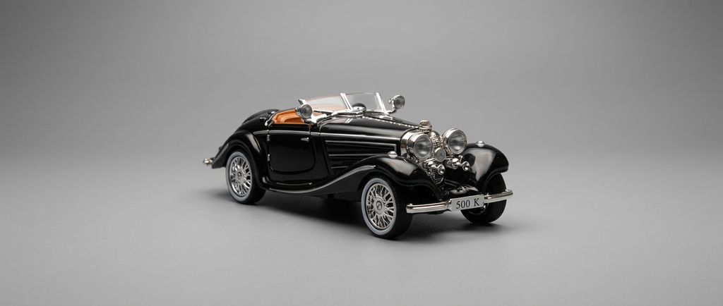 Die-cast Vintage Car