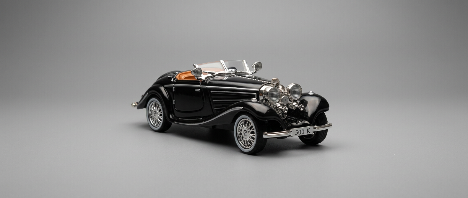 Die-cast Vintage Car