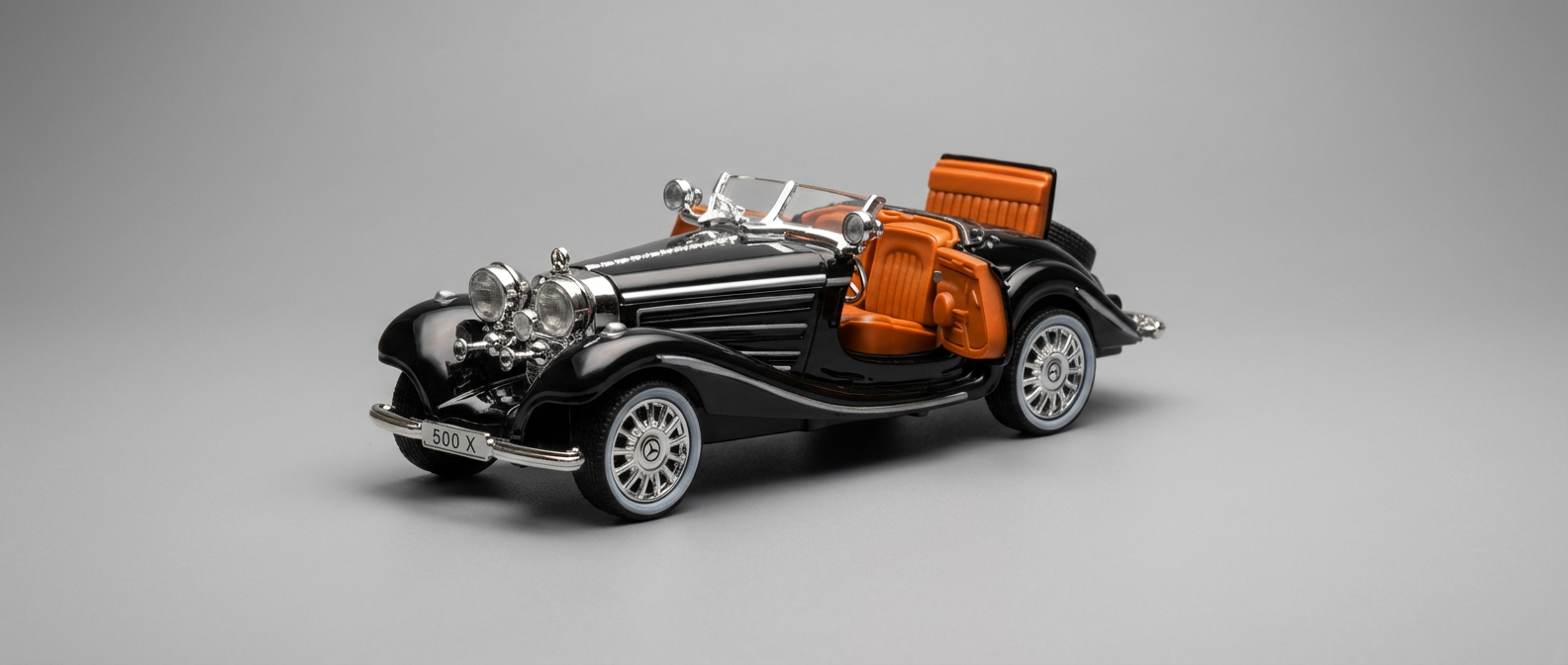 Die-cast Vintage Car